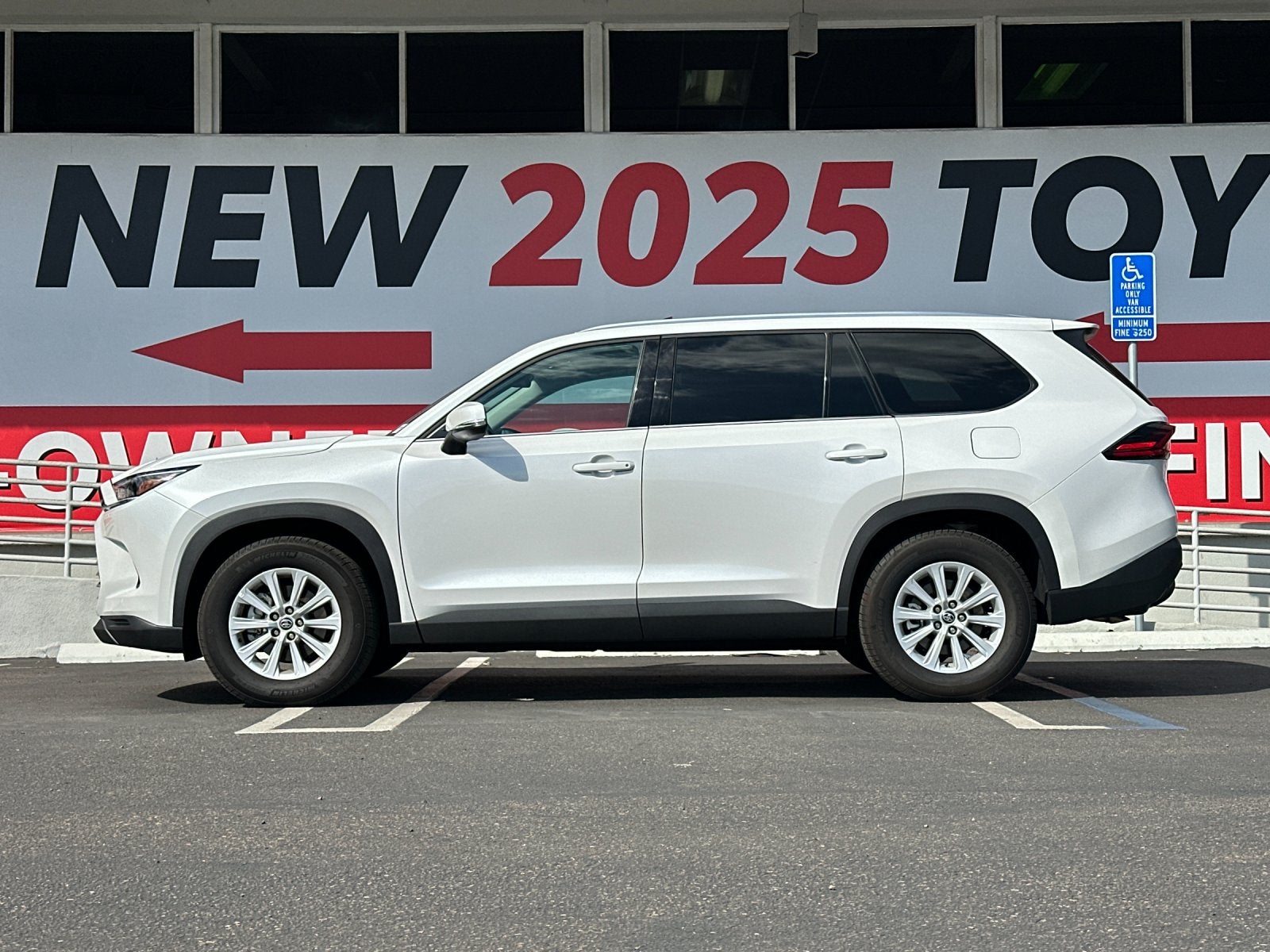 2025 Toyota Grand Highlander XLE