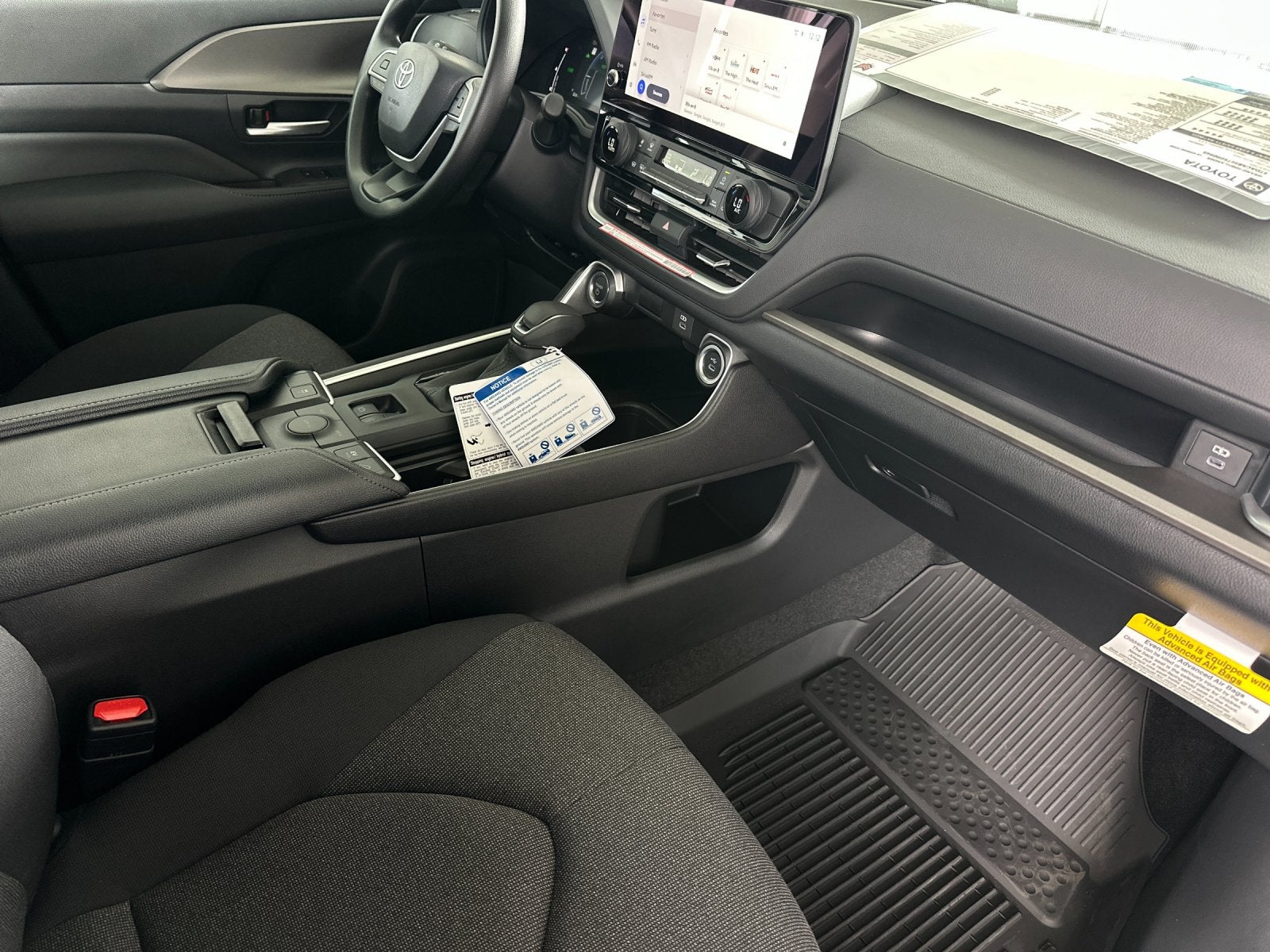 2026 Toyota Grand Highlander Hybrid LE