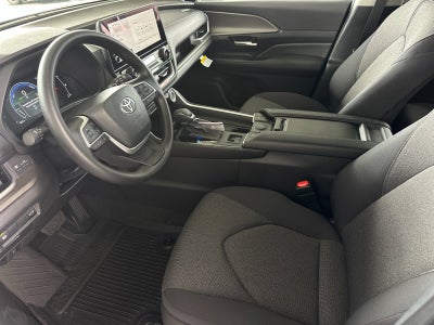 2026 Toyota Grand Highlander Hybrid LE