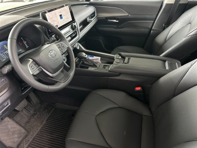 2026 Toyota Grand Highlander Hybrid XLE