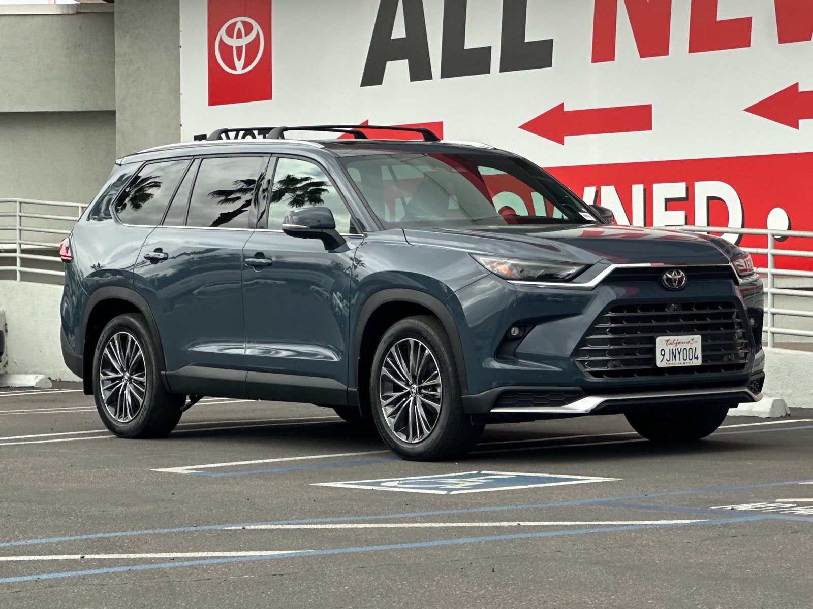 2024 Toyota Grand Highlander Hybrid MAX Platinum