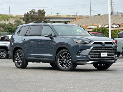 2026 Toyota Grand Highlander Hybrid MAX Platinum