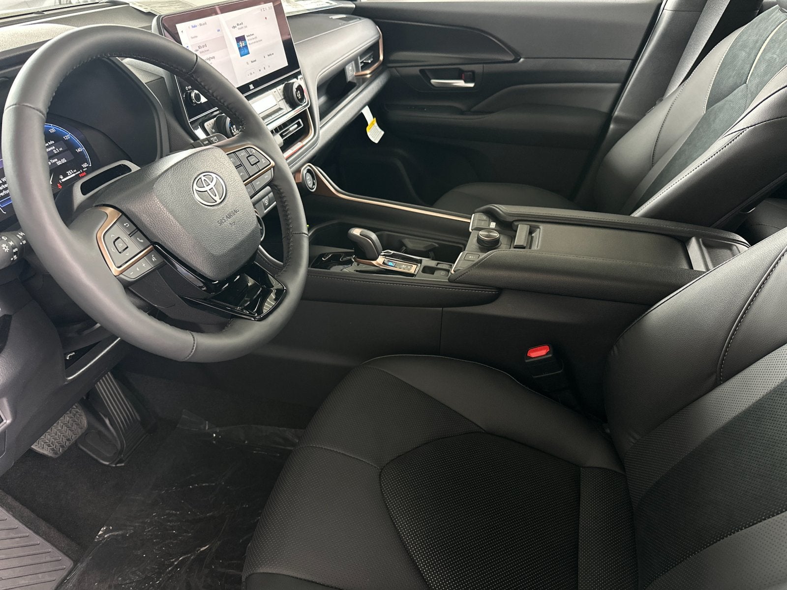 2026 Toyota Grand Highlander Hybrid MAX Platinum