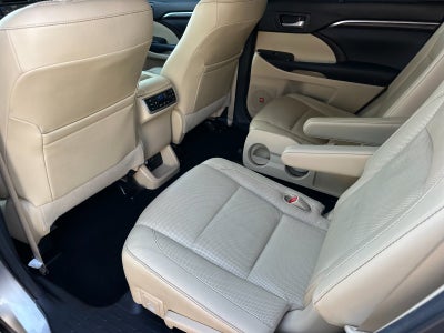 2015 Toyota Highlander Limited Platinum V6