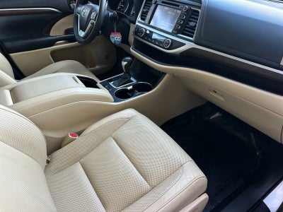 2015 Toyota Highlander Limited Platinum V6