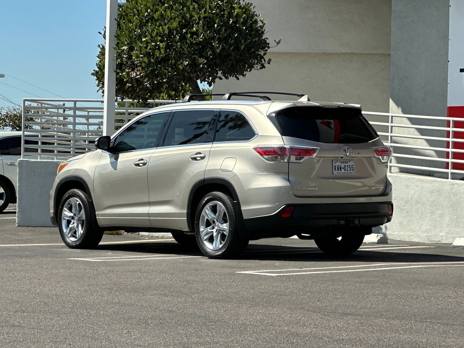 2015 Toyota Highlander Limited Platinum V6