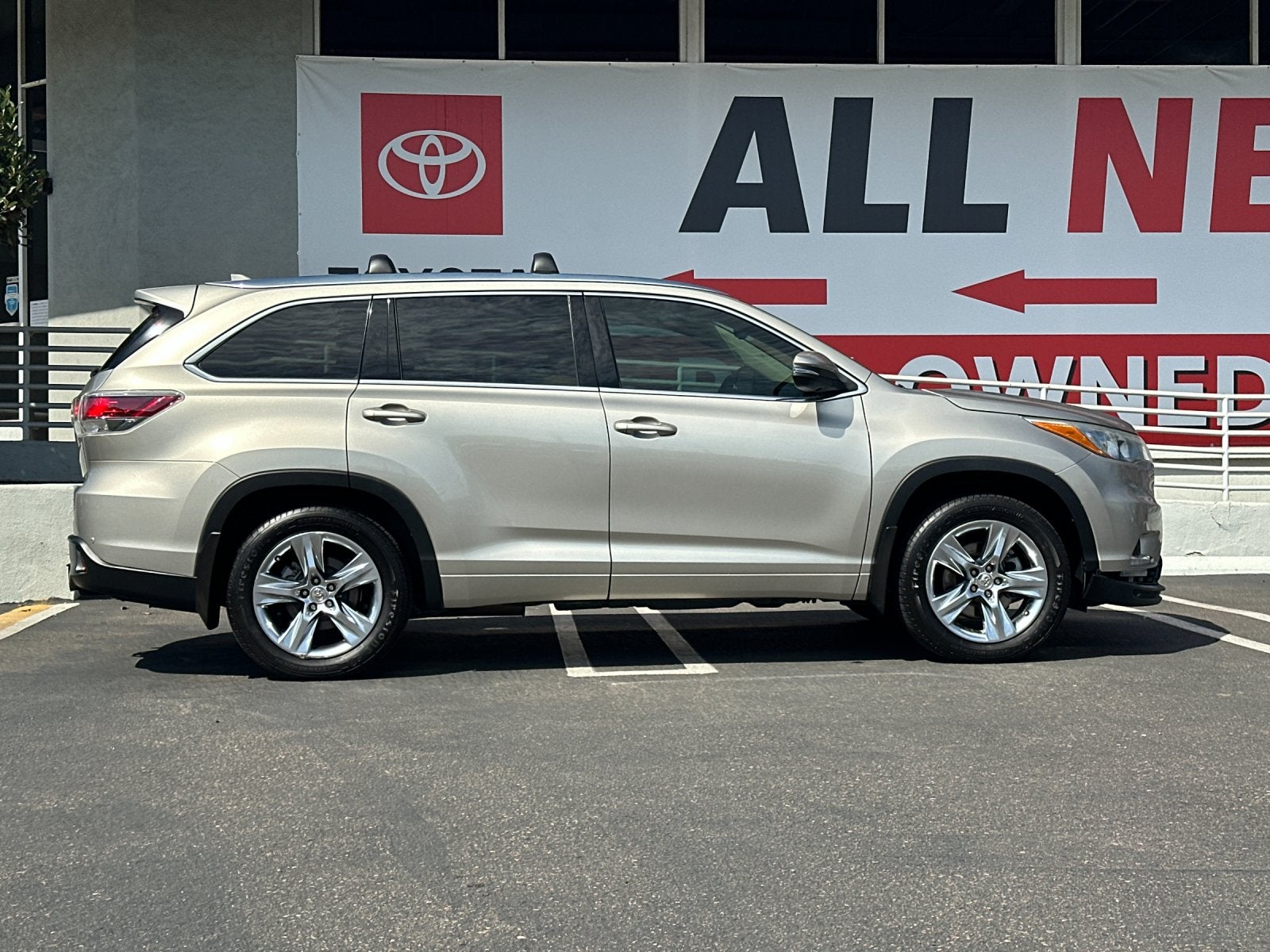 2015 Toyota Highlander Limited Platinum V6