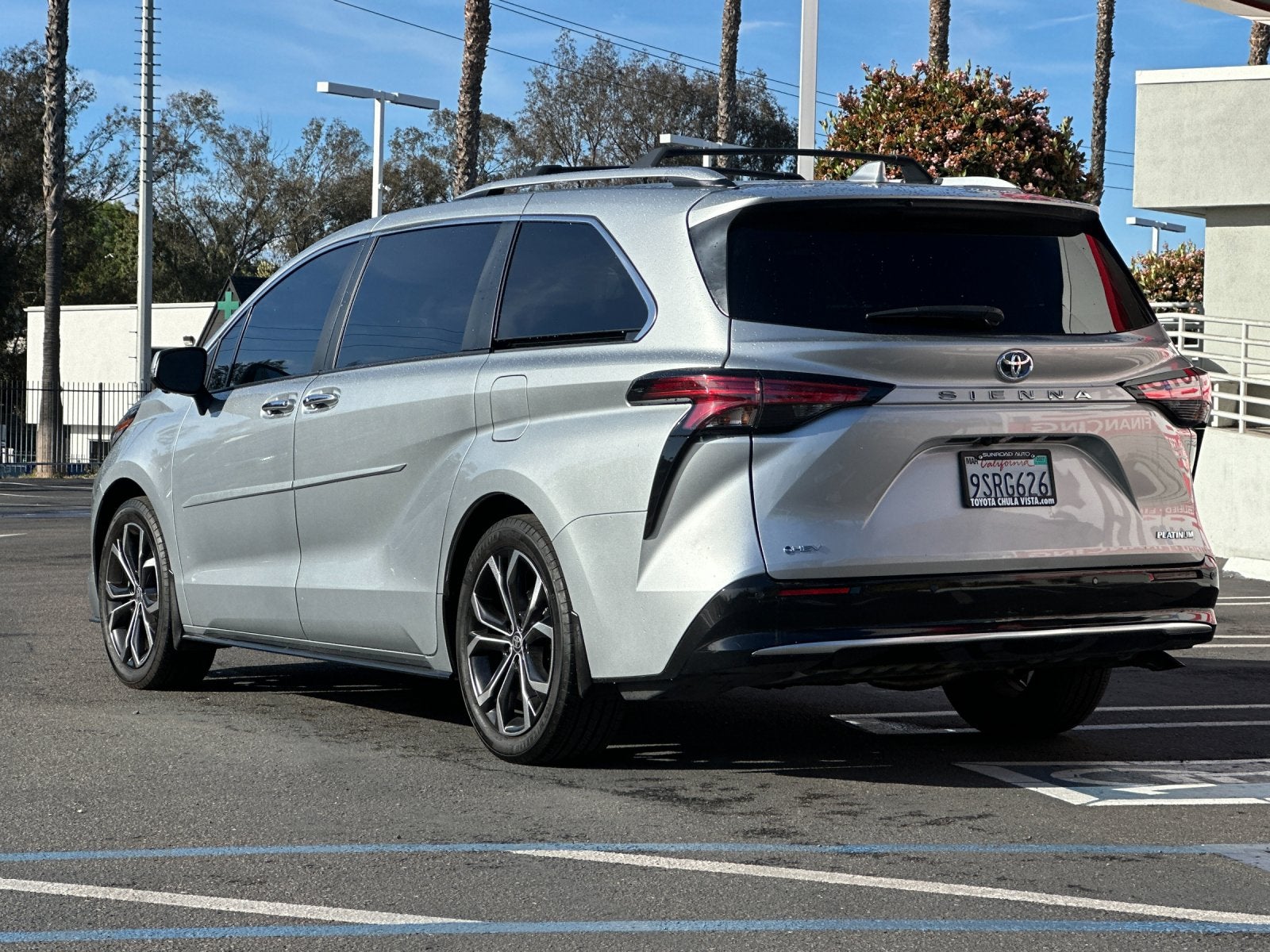 2025 Toyota Sienna Platinum 7 Passenger