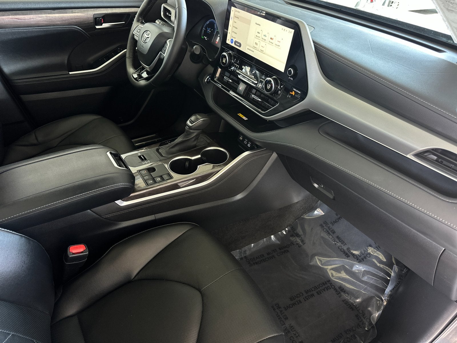 2023 Toyota Highlander Hybrid Platinum