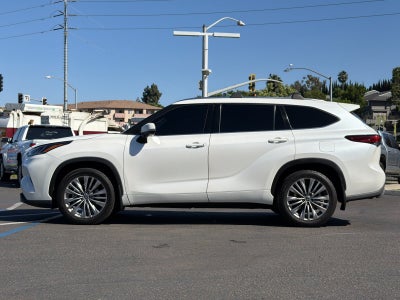 2021 Toyota Highlander Platinum