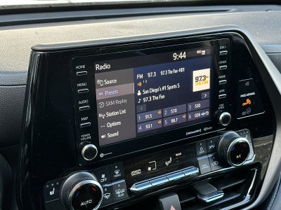 2022 Toyota Highlander XLE