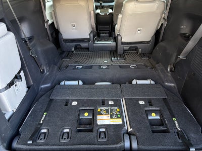 2025 Toyota Sienna XLE 8 Passenger