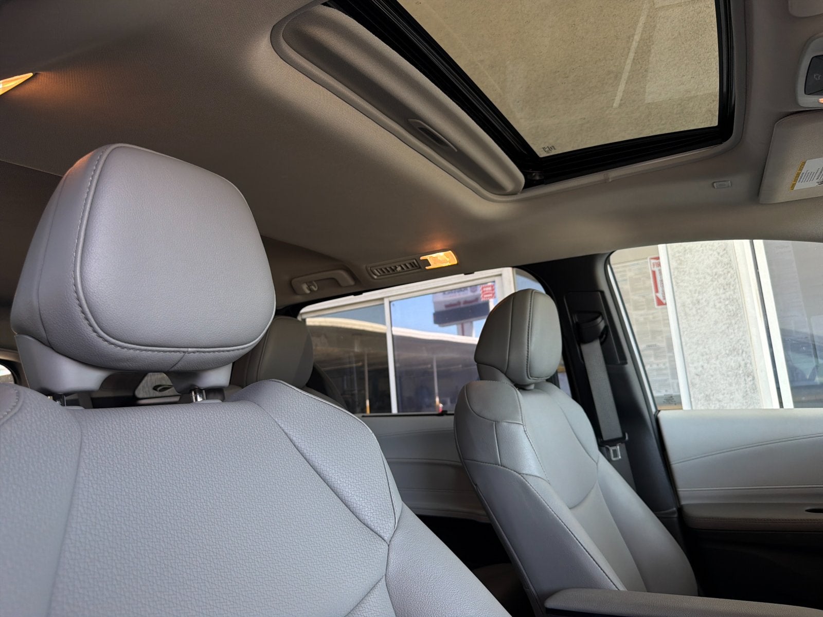 2025 Toyota Sienna XLE 8 Passenger