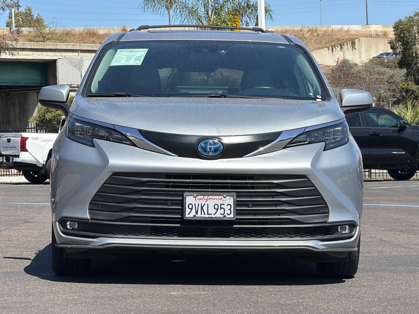 2025 Toyota Sienna XLE 8 Passenger
