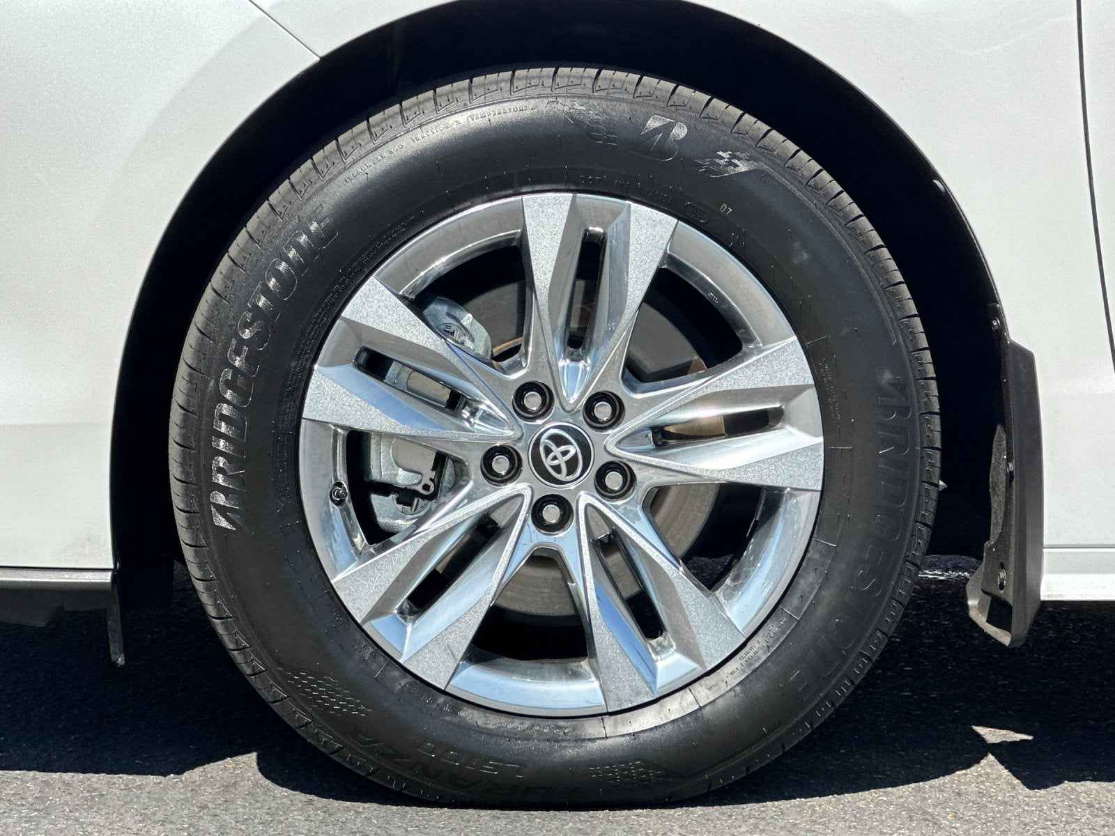 2024 Toyota Sienna XLE 7 Passenger