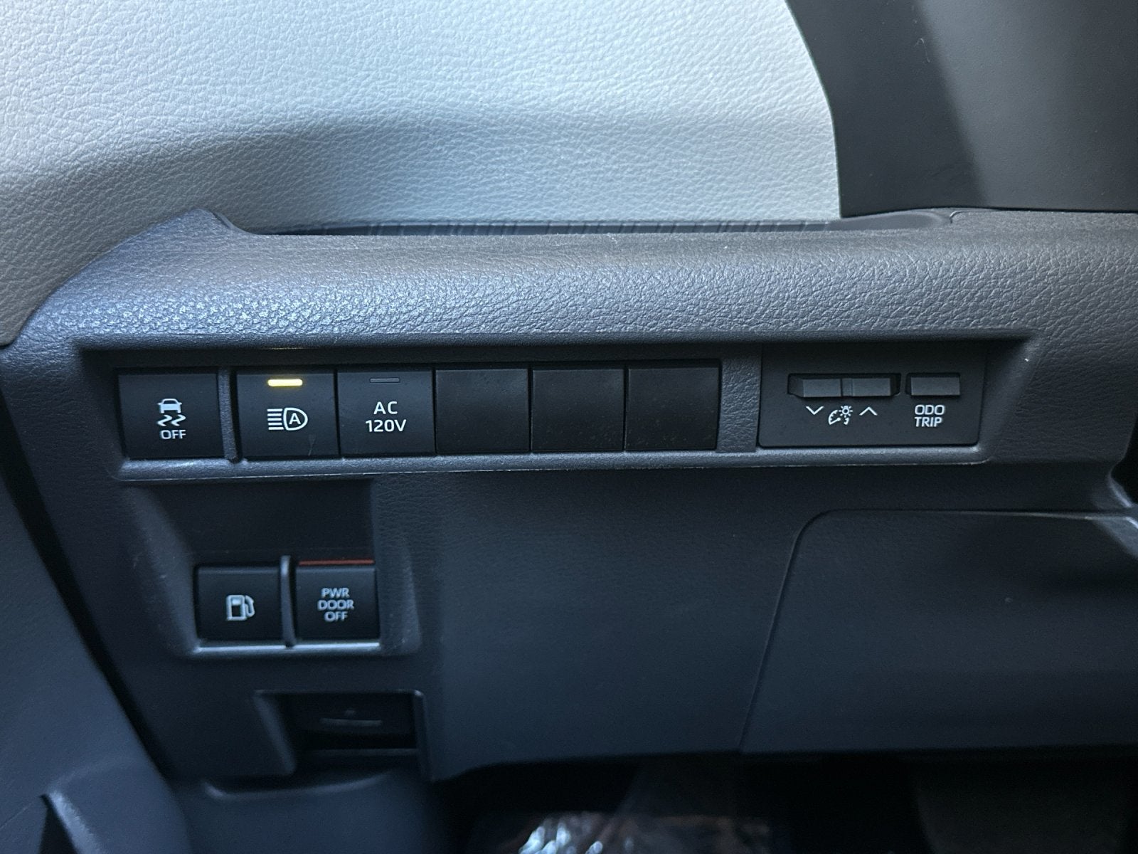 2024 Toyota Sienna XLE 7 Passenger