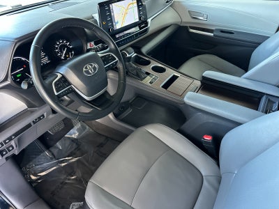 2022 Toyota Sienna XLE 7 Passenger