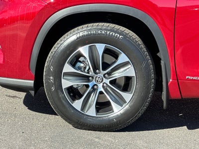 2026 Toyota Highlander Hybrid XLE