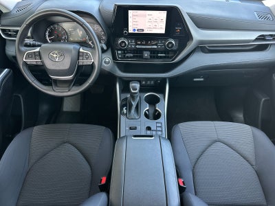 2025 Toyota Highlander LE