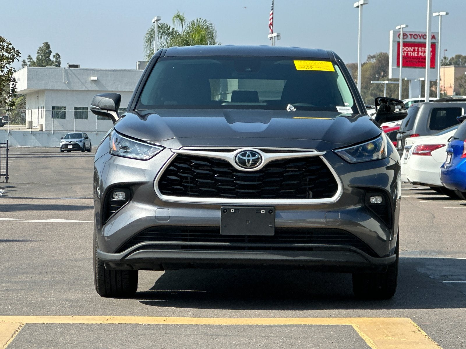 2025 Toyota Highlander LE