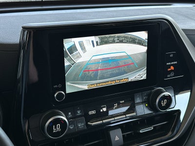 2025 Toyota Highlander LE