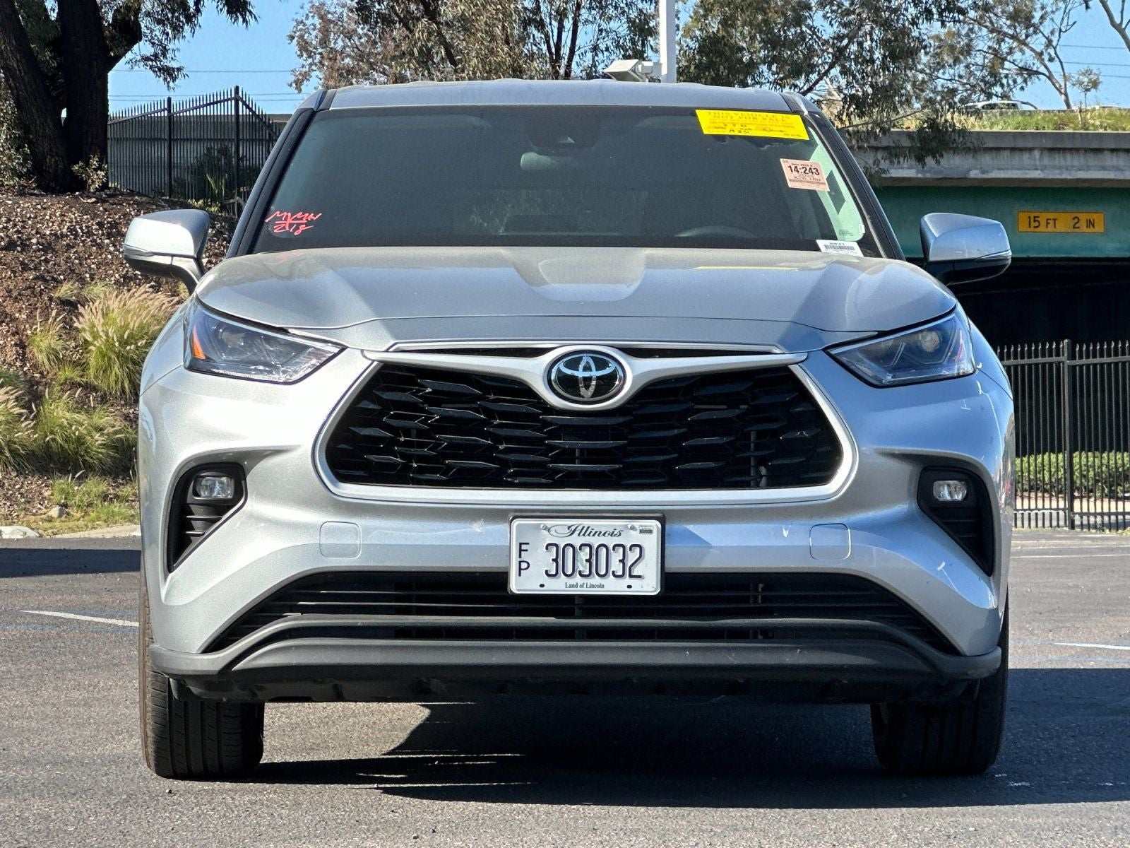 2025 Toyota Highlander LE