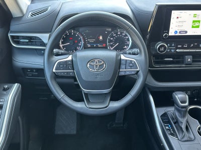 2025 Toyota Highlander LE