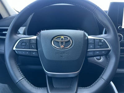 2025 Toyota Highlander LE
