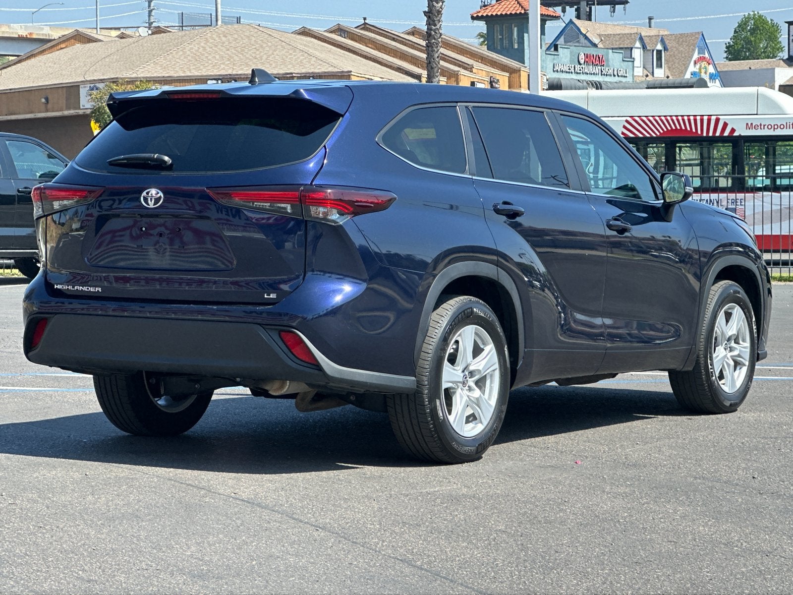 2025 Toyota Highlander LE