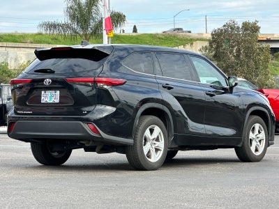 2023 Toyota Highlander LE