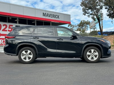 2023 Toyota Highlander LE