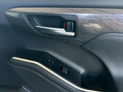 2026 Toyota Highlander Limited