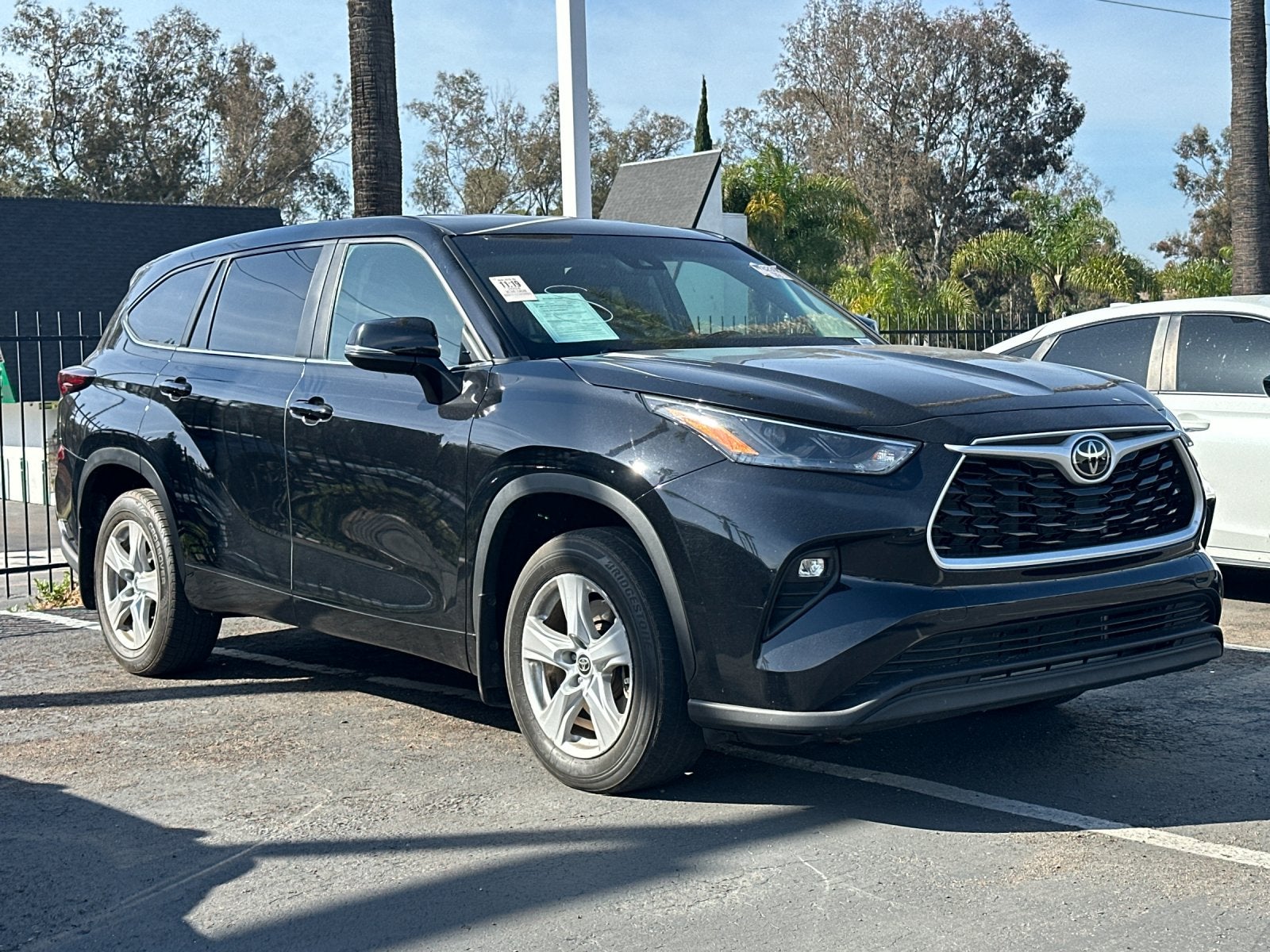 2024 Toyota Highlander LE