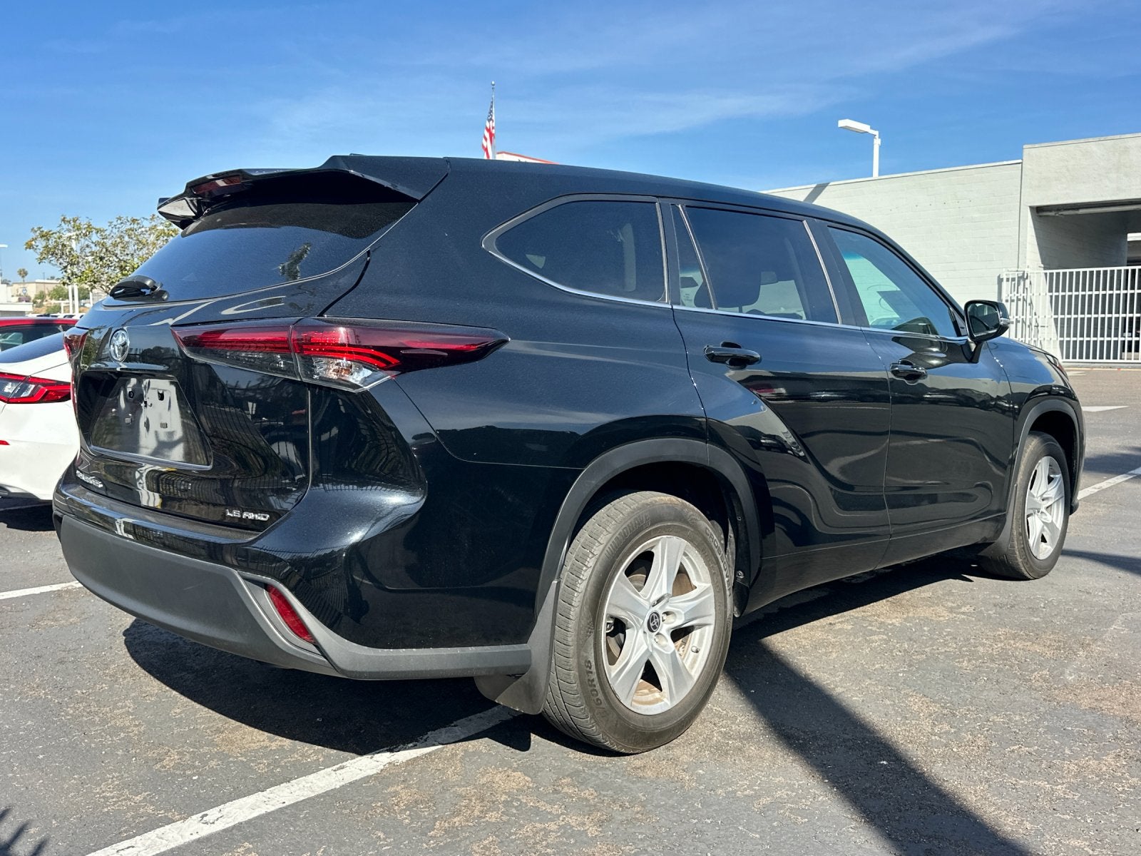 2024 Toyota Highlander LE