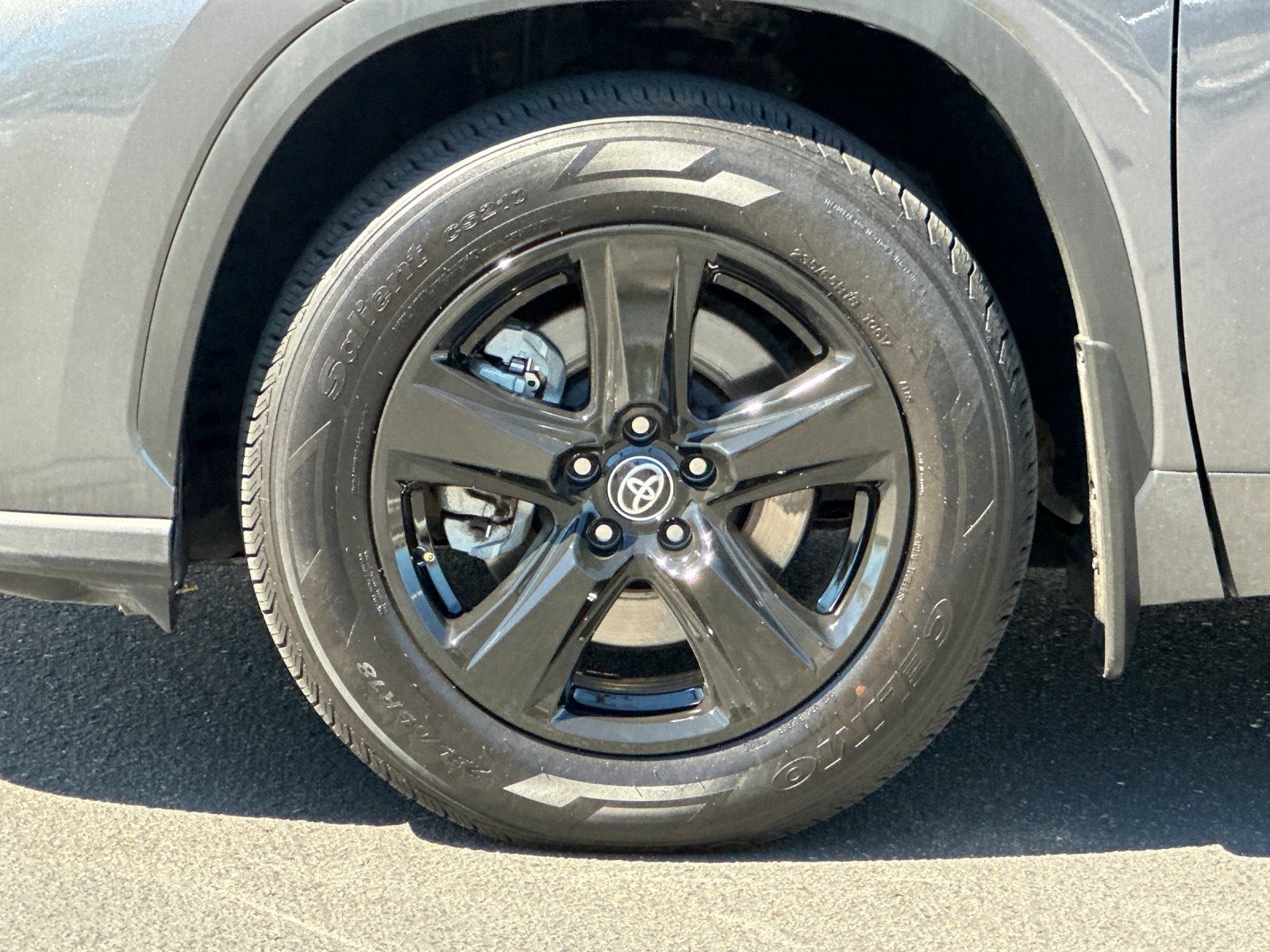 2025 Toyota Highlander LE