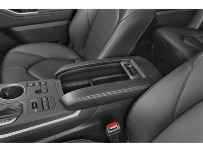 2025 Toyota Highlander XLE