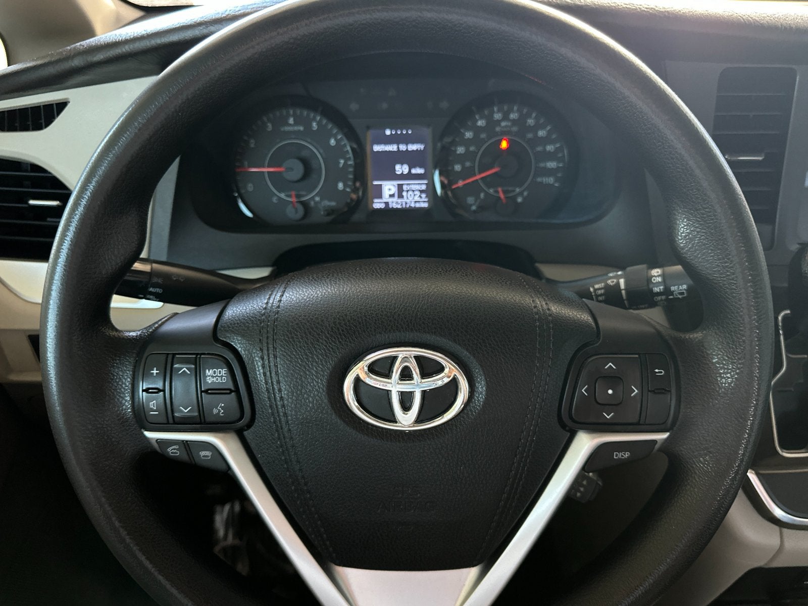 2015 Toyota Sienna LE 8 Passenger