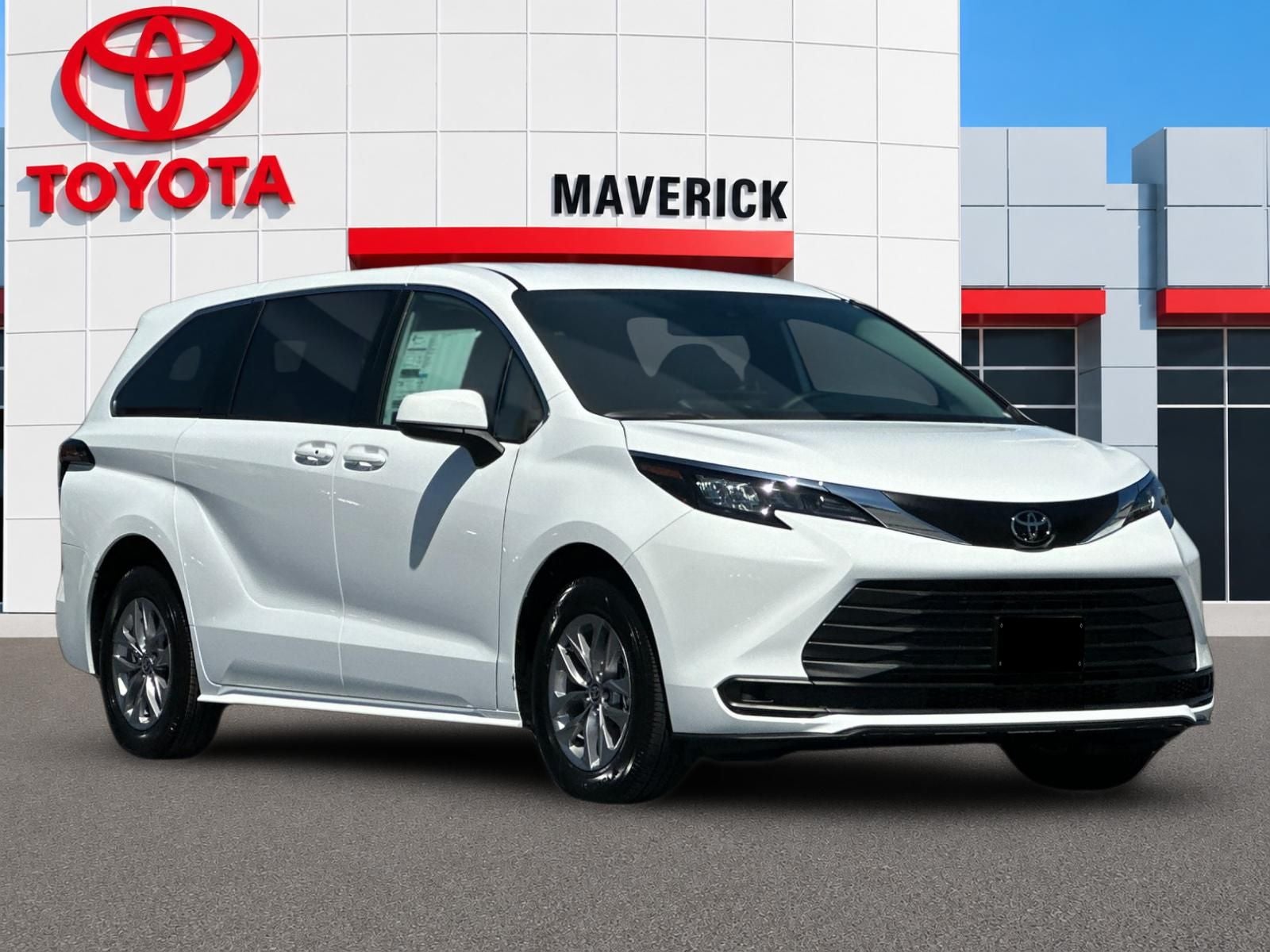 2026 Toyota Sienna LE 8 Passenger