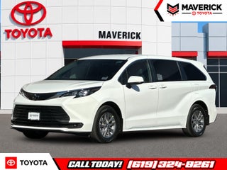 2026 Toyota Sienna LE 8 Passenger