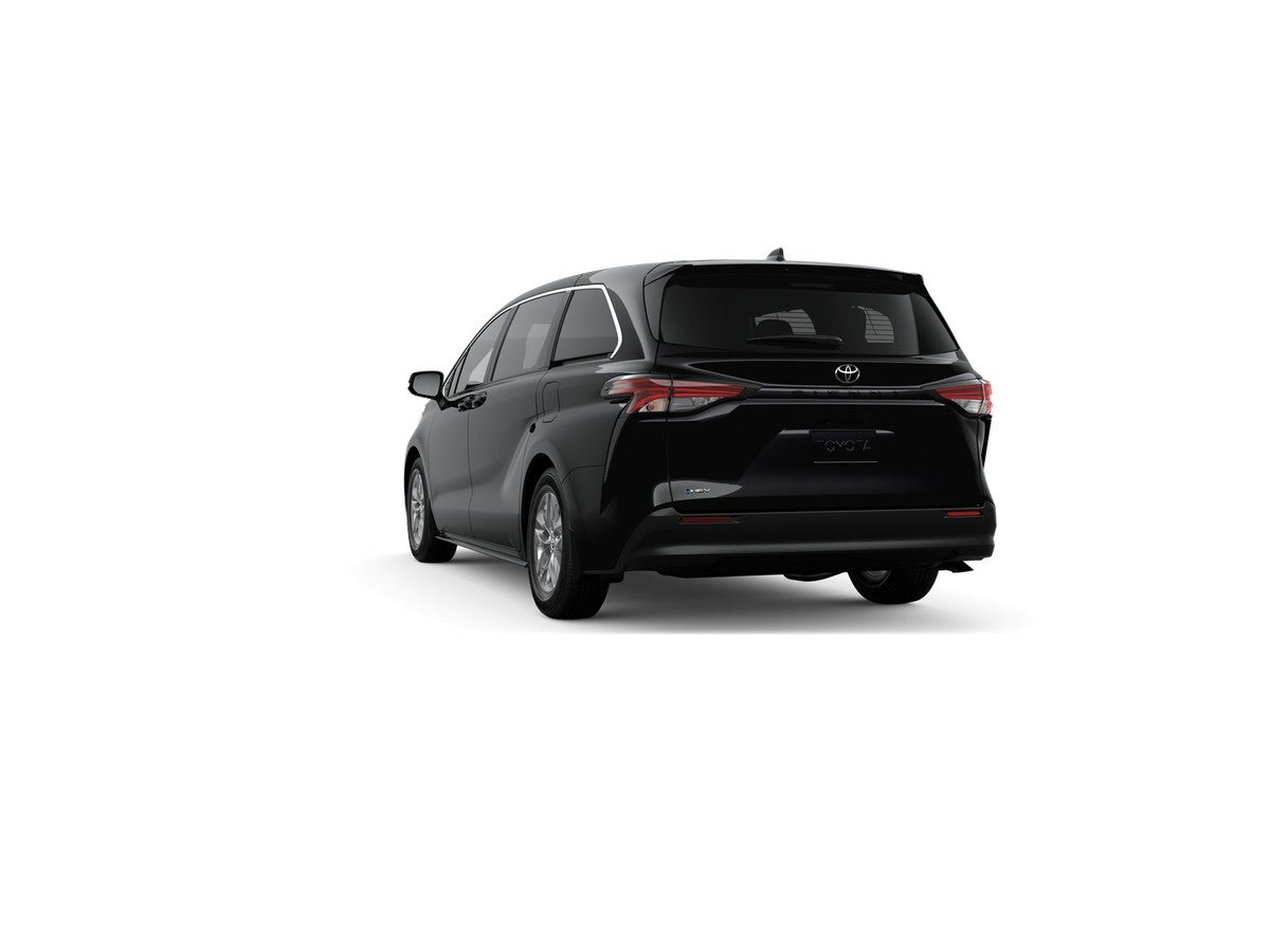 2026 Toyota Sienna LE 8 Passenger