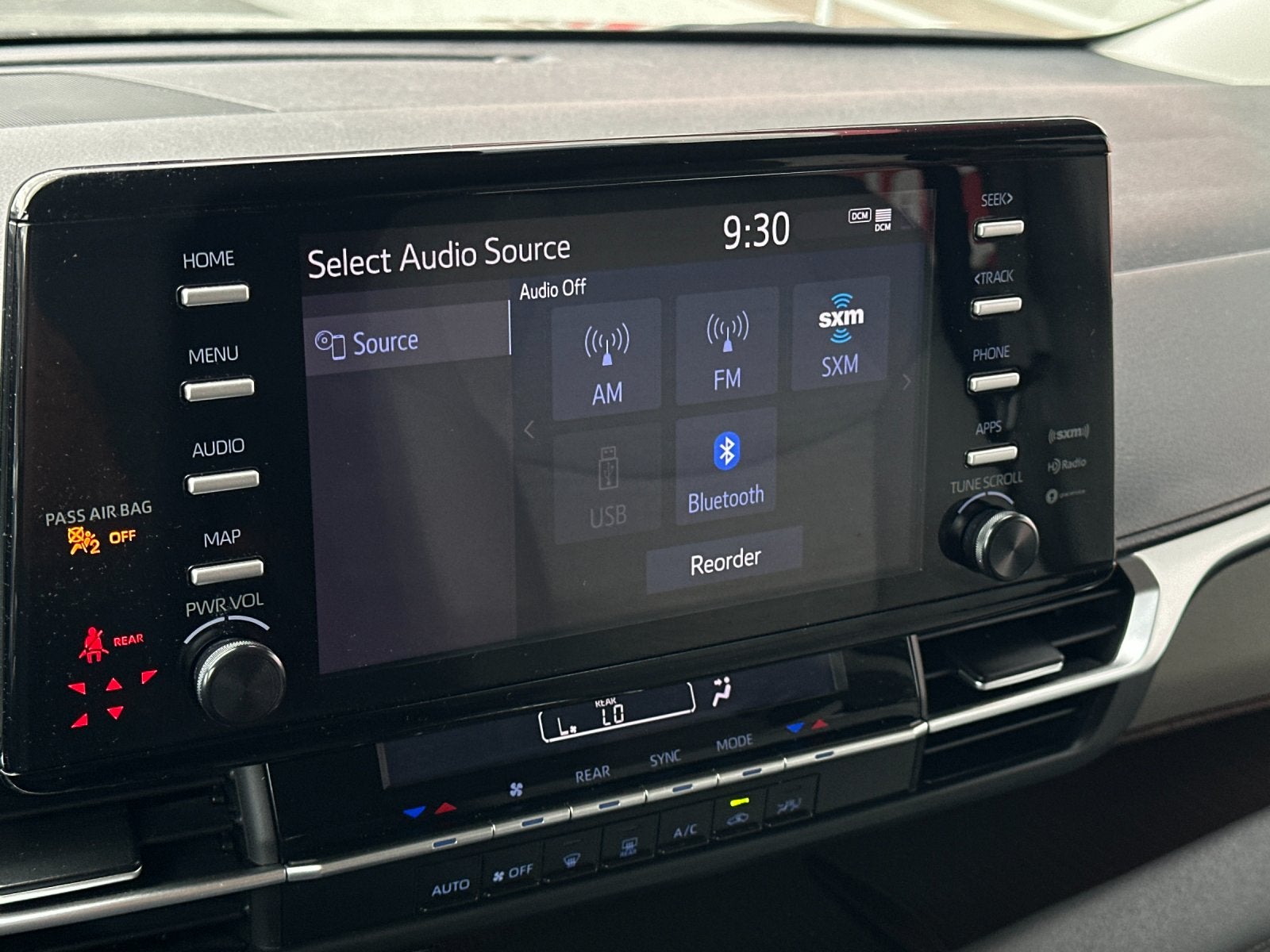2024 Toyota Sienna LE 8 Passenger