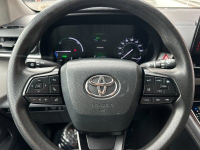 2024 Toyota Sienna LE 8 Passenger