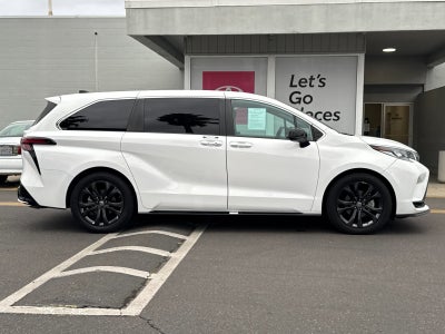 2023 Toyota Sienna XSE 7 Passenger