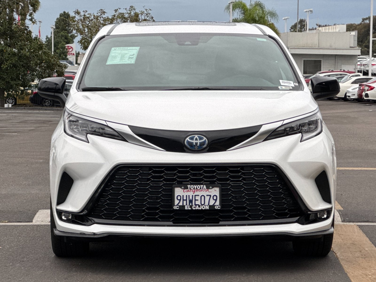 2023 Toyota Sienna XSE 7 Passenger