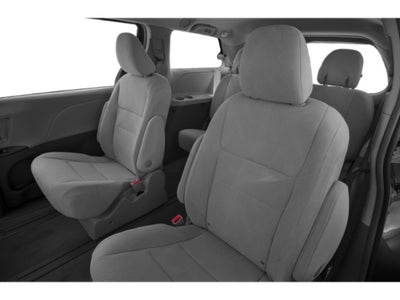 2018 Toyota Sienna SE Premium 8 Passenger