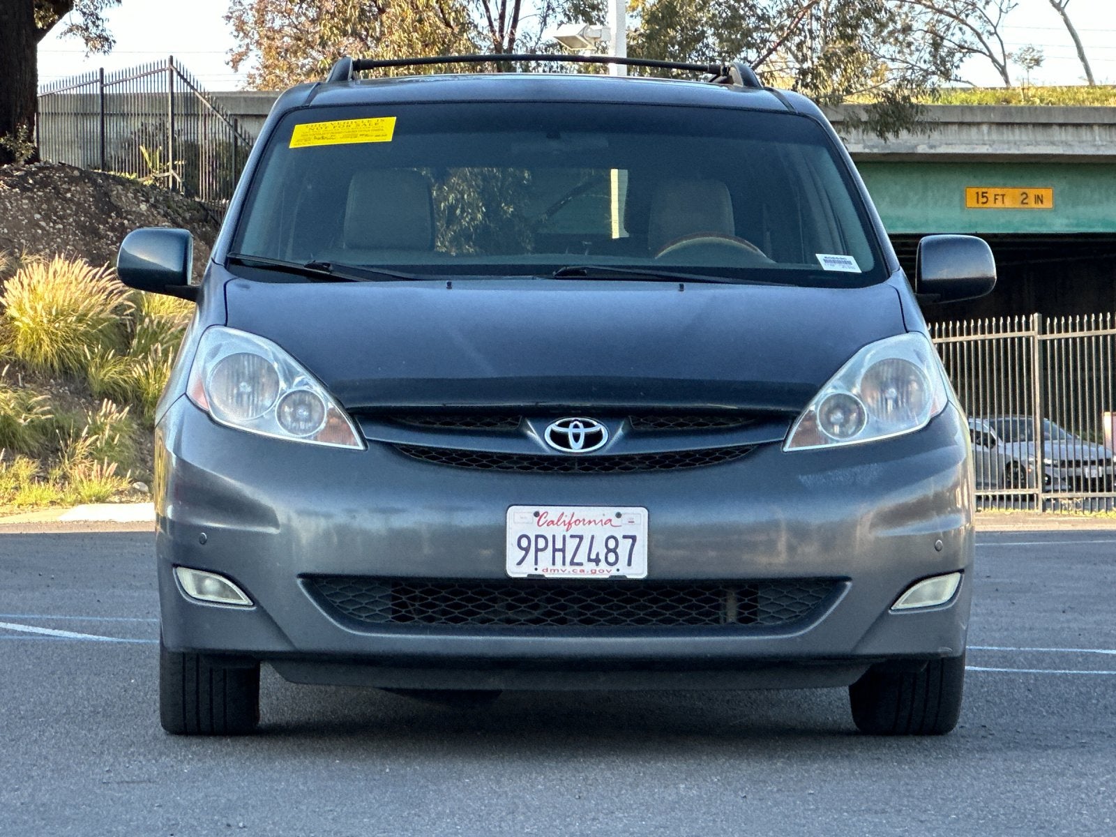 2010 Toyota Sienna XLE
