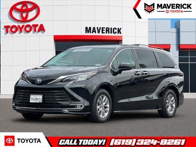 2024 Toyota Sienna XLE 8 Passenger