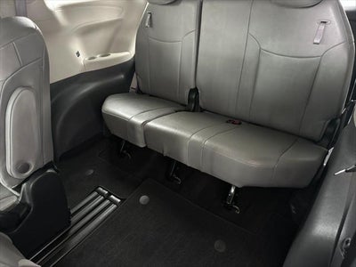 2024 Toyota Sienna XLE 8 Passenger