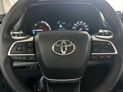 2024 Toyota Sienna XLE 8 Passenger