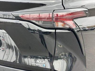 2024 Toyota Sienna XLE 8 Passenger